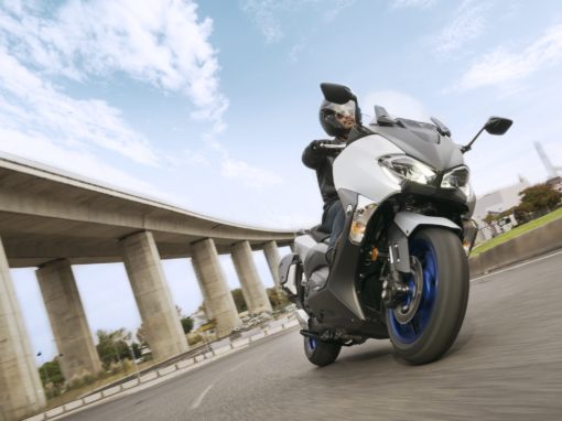 Nouveau TMAX SX<span>Changez les règles du MAX!</span>